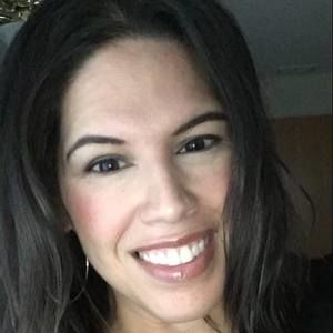 Meet your Posher, Yecenia